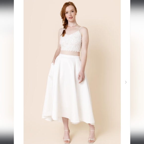 White Satin Skirt with pockets-New with tags! - Picture 1 of 8